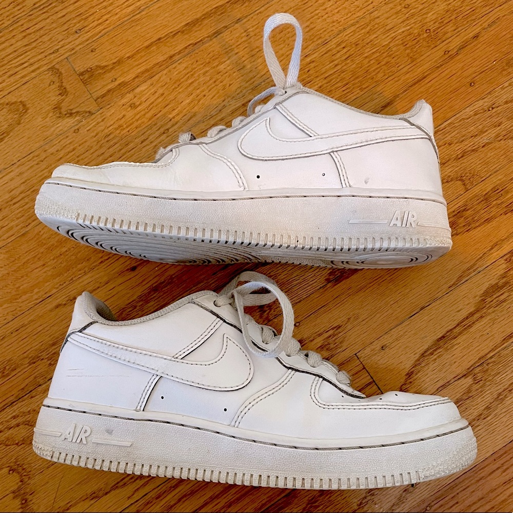Nike Air Force Ones: Women’s 7